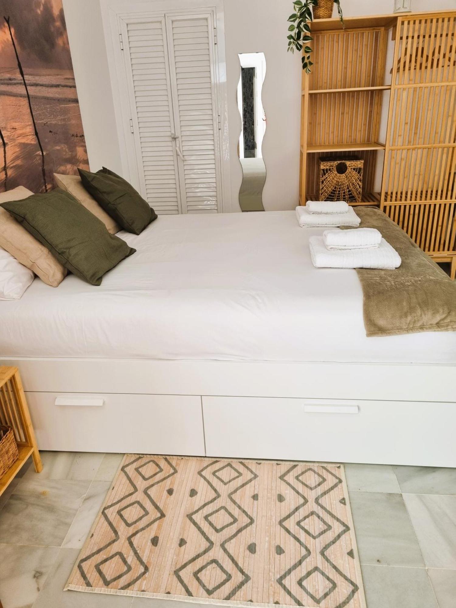 Estudio San Esteban Sevilla Exteriör bild